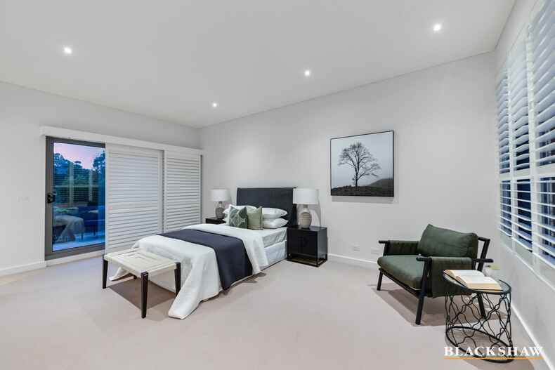 209/23 State Circle Forrest 209/23 State Circle Forrest