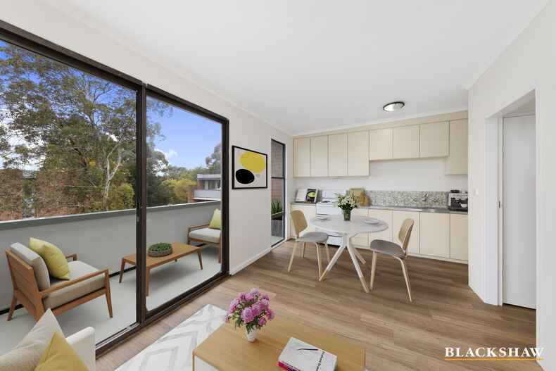 15A/62 Wattle Street Lyneham