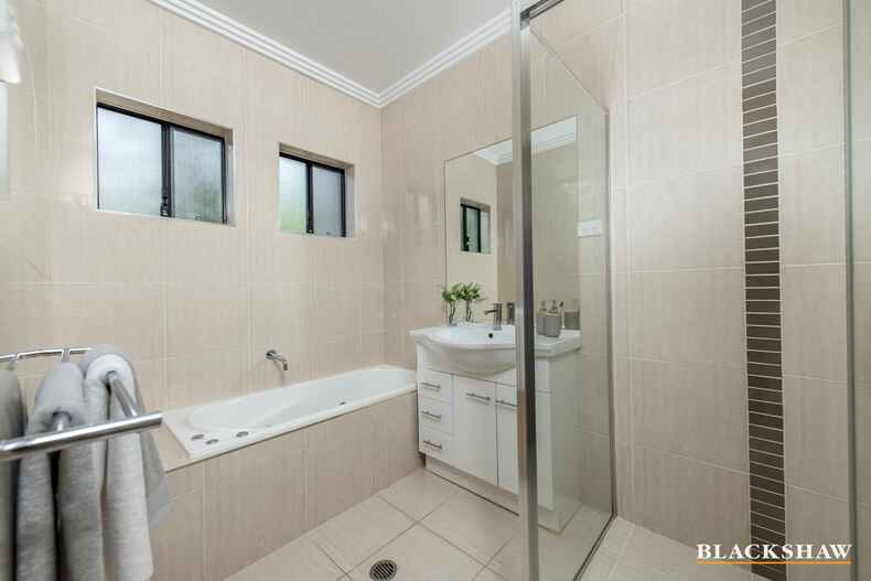 1 Maclaurin Crescent Chifley