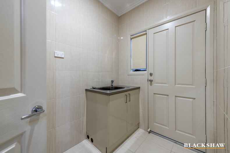 1 Maclaurin Crescent Chifley