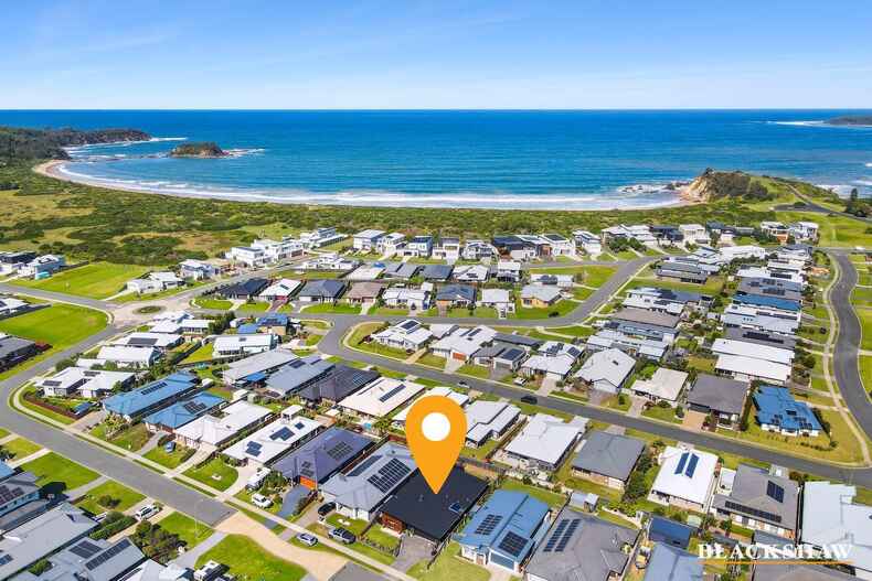 17 John Penn Drive Tomakin 17 John Penn Drive Tomakin