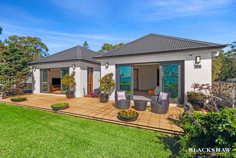 398 Beach Road Batehaven