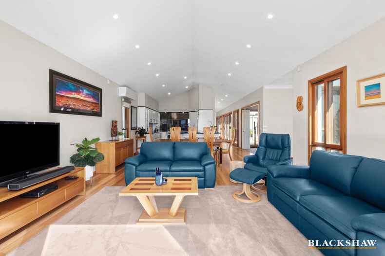 398 Beach Road Batehaven