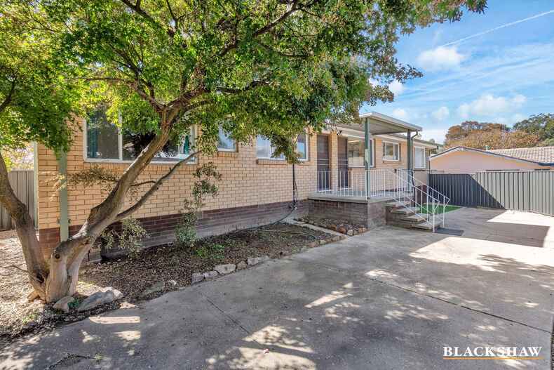 106 Shumack St Weetangera