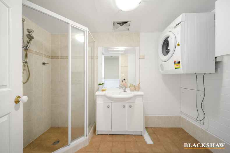 70B/9 Chandler Street Belconnen