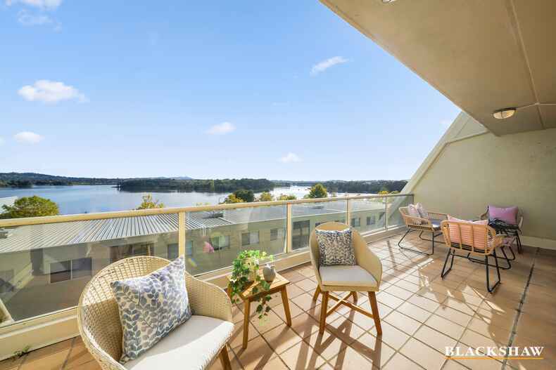 70B/9 Chandler Street Belconnen