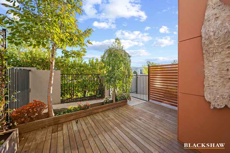 53/124 John Gorton Drive Coombs 53/124 John Gorton Drive Coombs