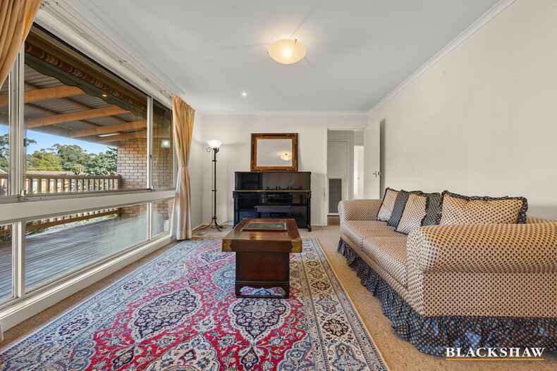 10 Oldfield Circuit Kambah 10 Oldfield Circuit Kambah