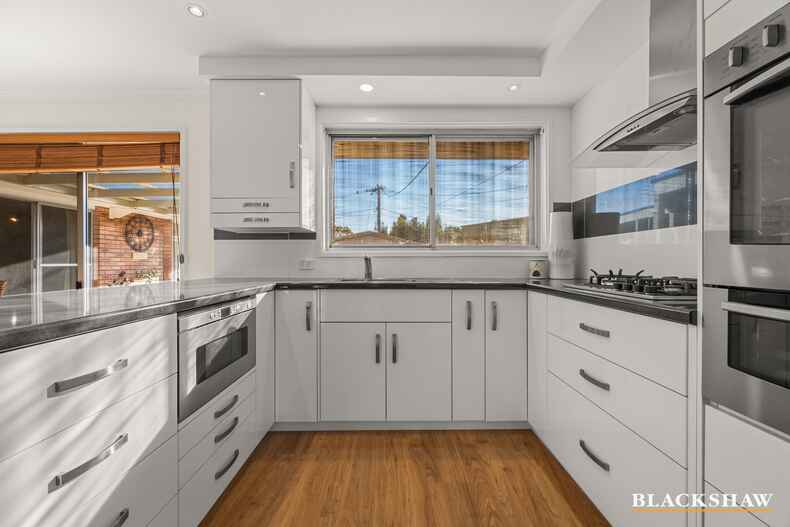 10 Oldfield Circuit Kambah 10 Oldfield Circuit Kambah