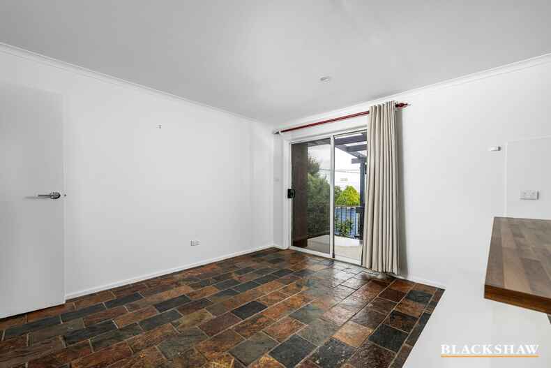 98 Jackie Howe Crescent Macarthur 98 Jackie Howe Crescent Macarthur