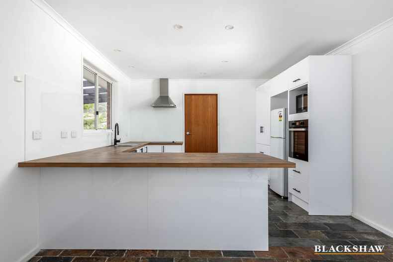 98 Jackie Howe Crescent Macarthur 98 Jackie Howe Crescent Macarthur