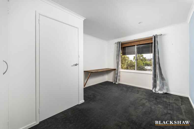 98 Jackie Howe Crescent Macarthur 98 Jackie Howe Crescent Macarthur