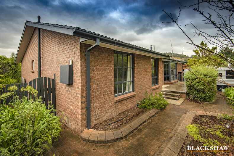 98 Jackie Howe Crescent Macarthur 98 Jackie Howe Crescent Macarthur