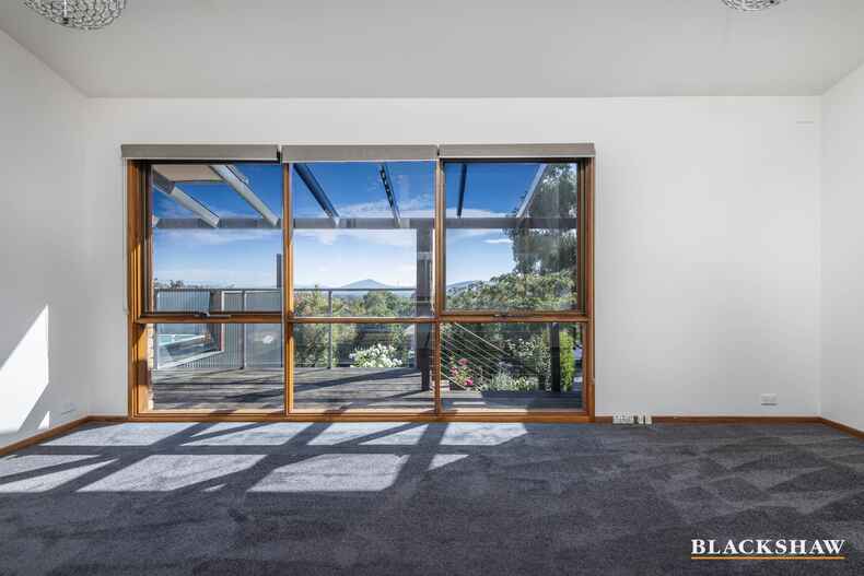 6 Eltham Place Theodore