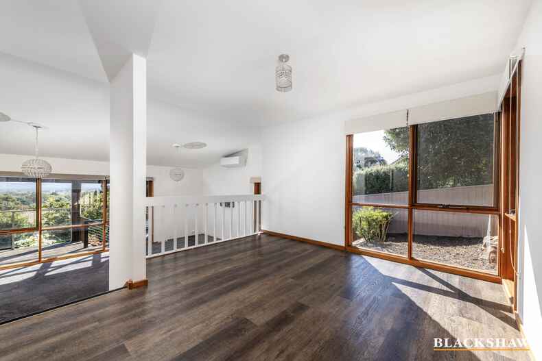 6 Eltham Place Theodore