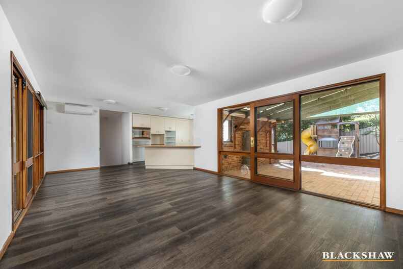 6 Eltham Place Theodore