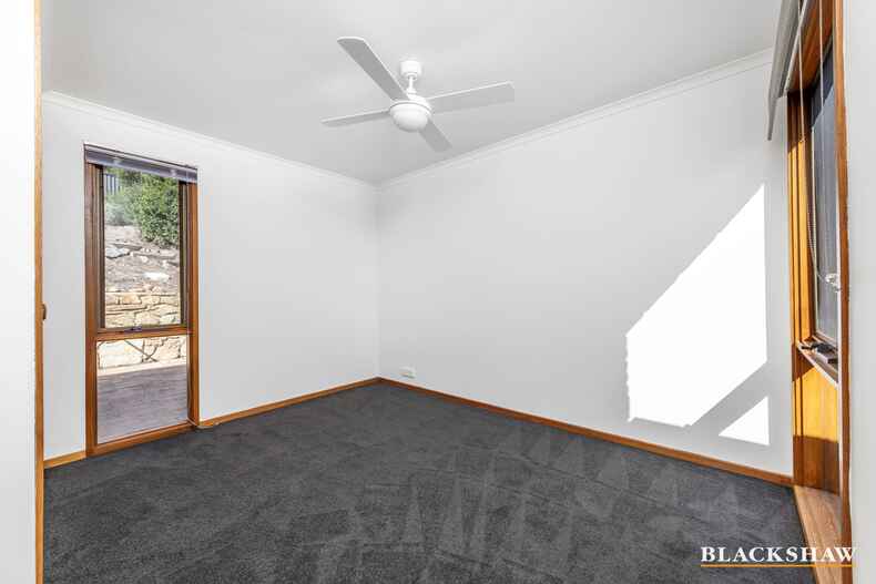 6 Eltham Place Theodore