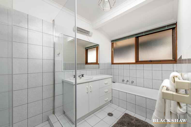 6 Eltham Place Theodore