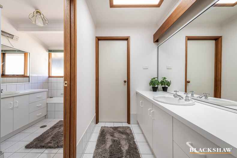 6 Eltham Place Theodore