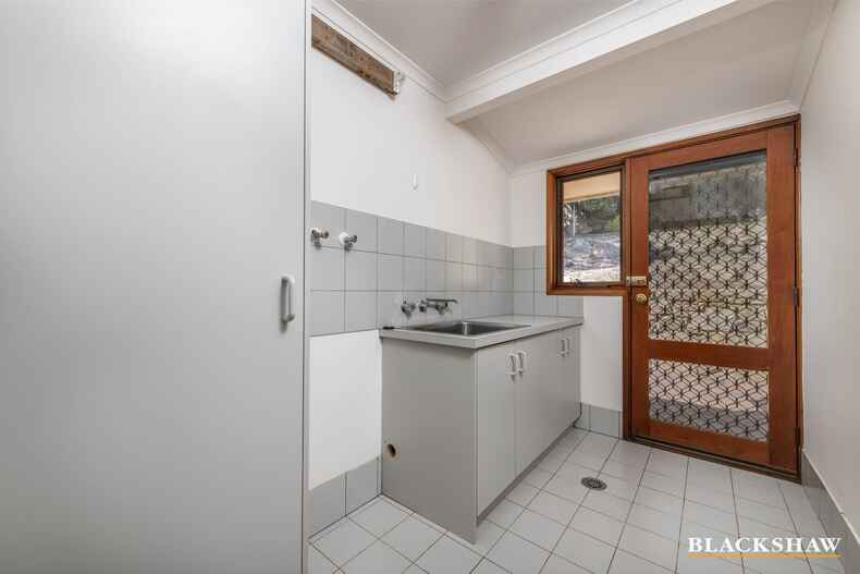 6 Eltham Place Theodore