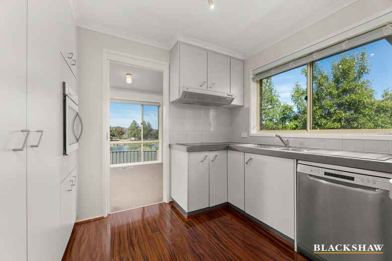 16 Hilton Close Fadden 16 Hilton Close Fadden