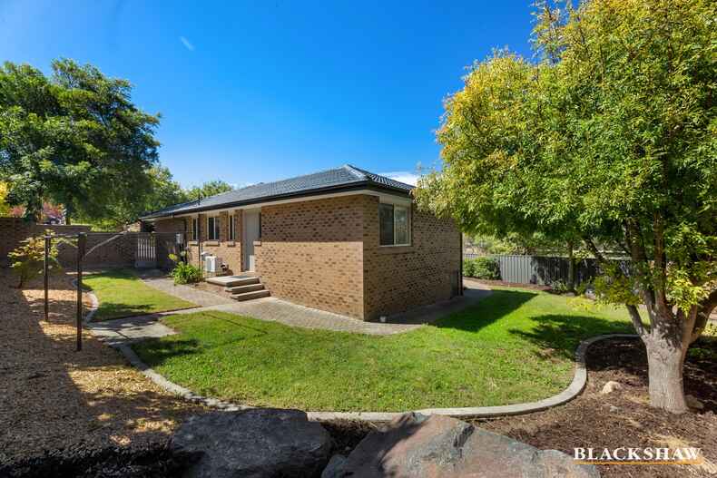 16 Hilton Close Fadden 16 Hilton Close Fadden