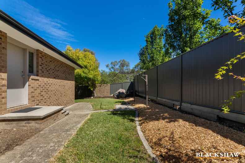 16 Hilton Close Fadden 16 Hilton Close Fadden