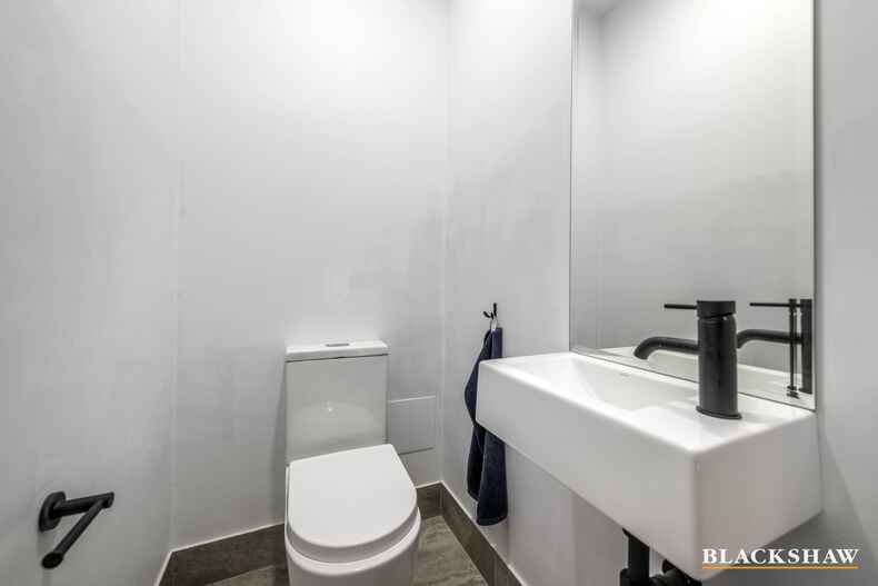 4/18 Belconnen Way Page 4/18 Belconnen Way Page