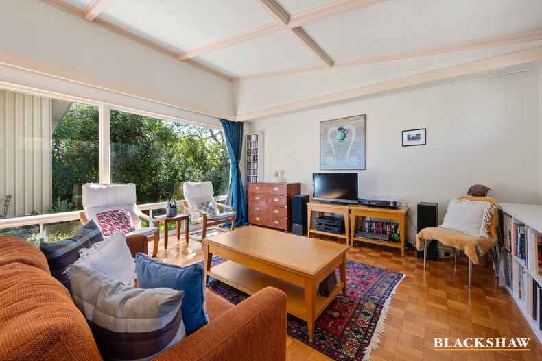 8 Walker Crescent Griffith 8 Walker Crescent Griffith