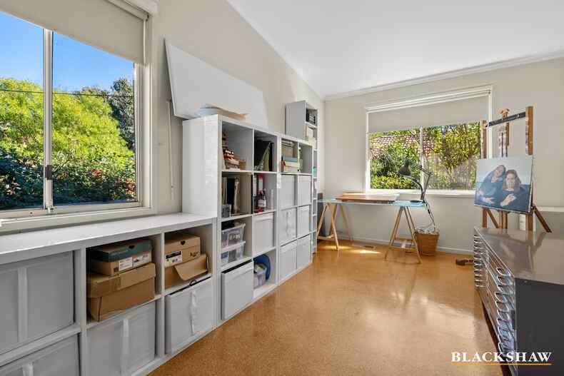 8 Walker Crescent Griffith 8 Walker Crescent Griffith