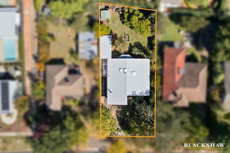 8 Walker Crescent Griffith 8 Walker Crescent Griffith