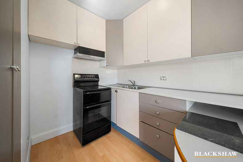 12/8 Davison Street Queanbeyan