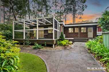 5 Annetts Parade Mossy Point