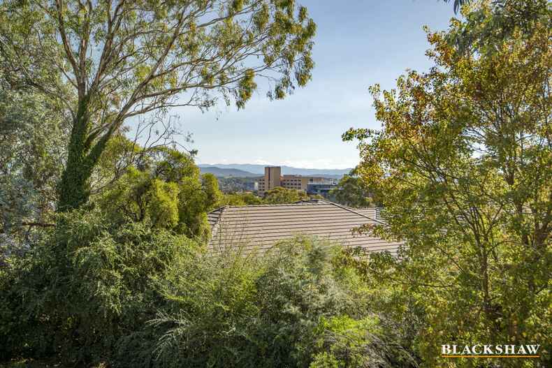 5 Timbarra Crescent O'Malley