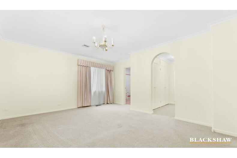 5 Timbarra Crescent O'Malley