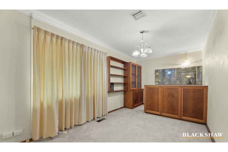 5 Timbarra Crescent O'Malley