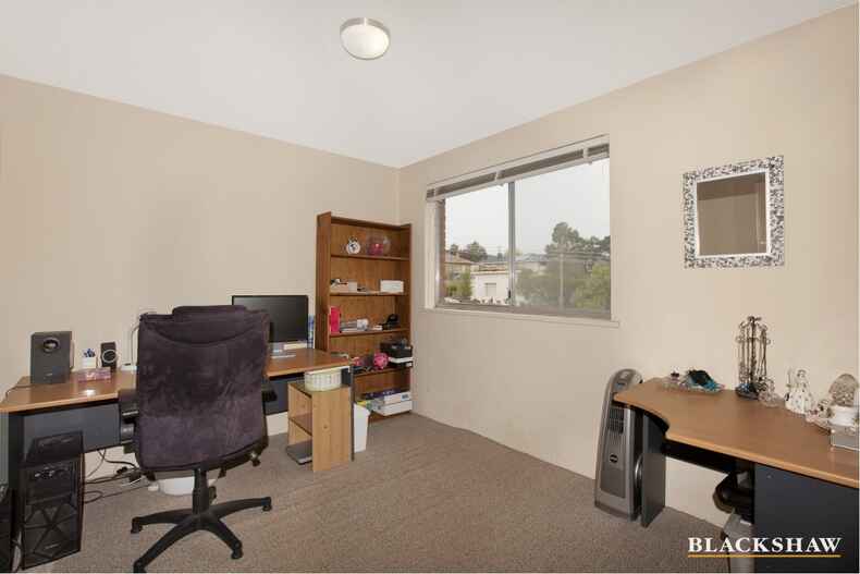 2/4 Mowatt Street Queanbeyan 2/4 Mowatt Street Queanbeyan