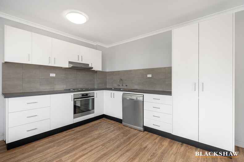 18/9 Crest Road Queanbeyan