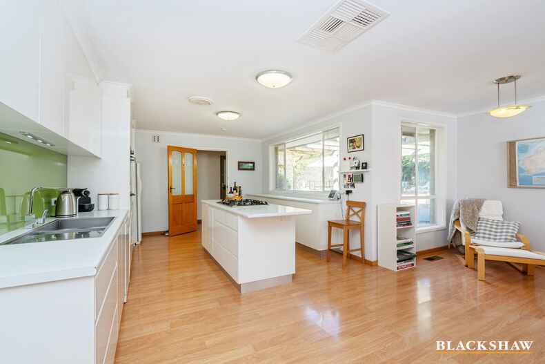 52 Sidaway Street Chapman 52 Sidaway Street Chapman