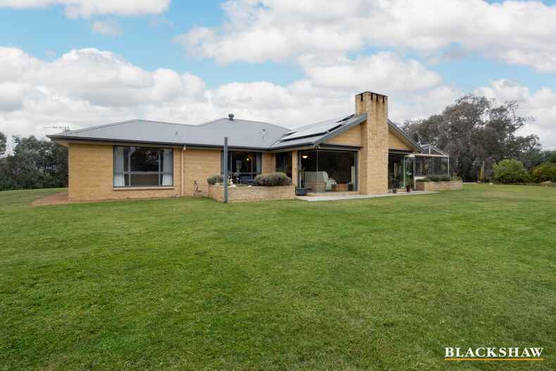 62 Saddle Place Royalla 62 Saddle Place Royalla