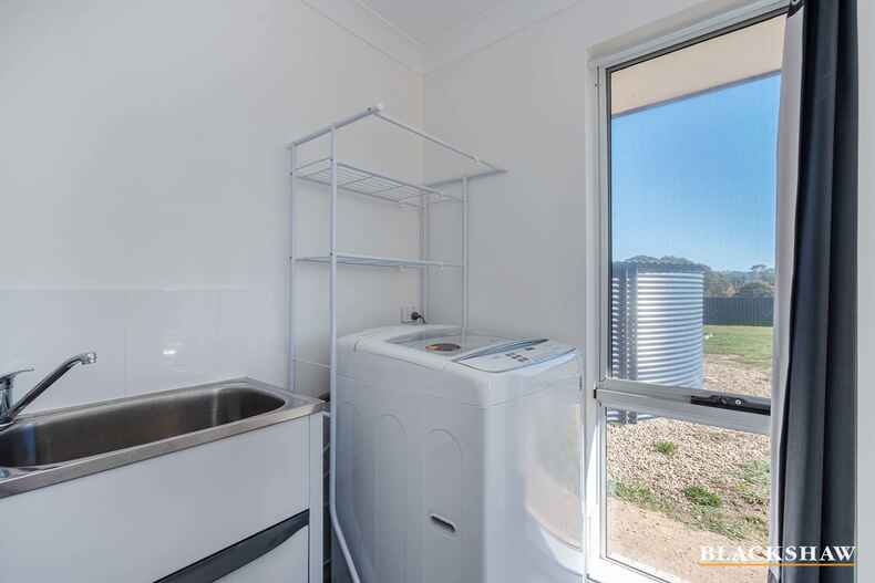 3 Lark Close Collector 3 Lark Close Collector