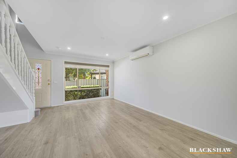 3/3 Yarrow Street Queanbeyan