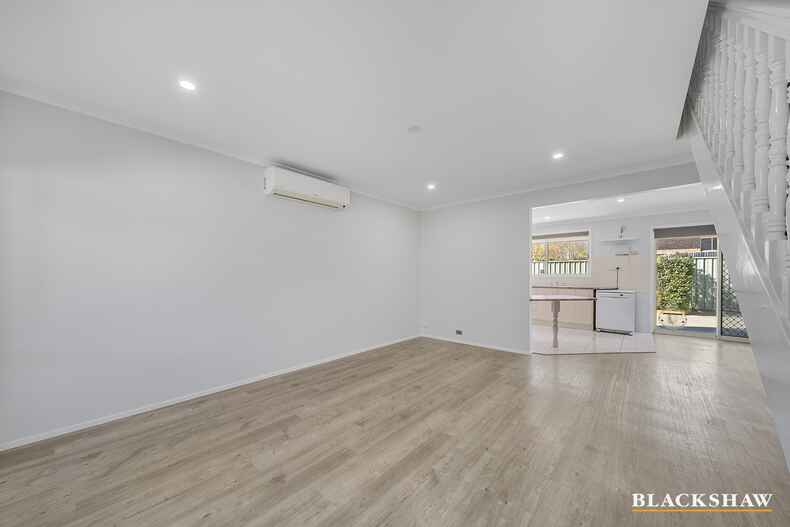 3/3 Yarrow Street Queanbeyan