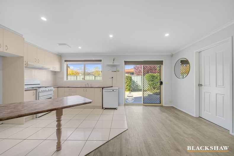 3/3 Yarrow Street Queanbeyan