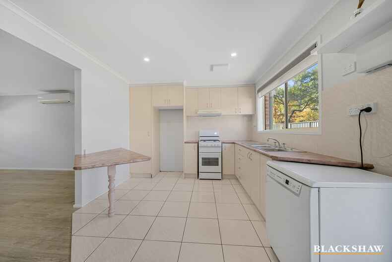 3/3 Yarrow Street Queanbeyan