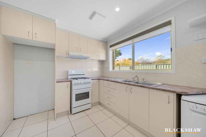 3/3 Yarrow Street Queanbeyan