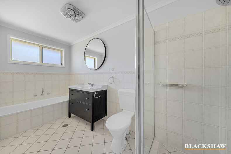 3/3 Yarrow Street Queanbeyan