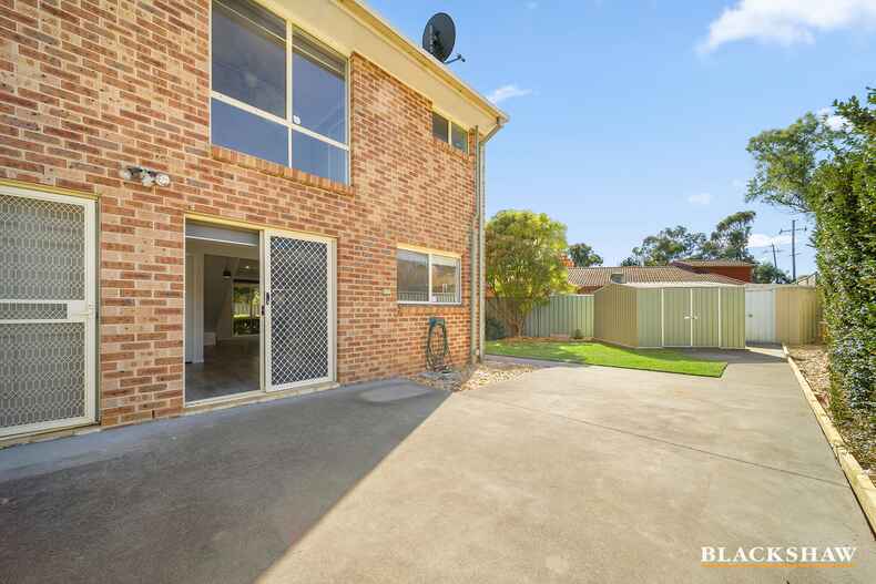 3/3 Yarrow Street Queanbeyan