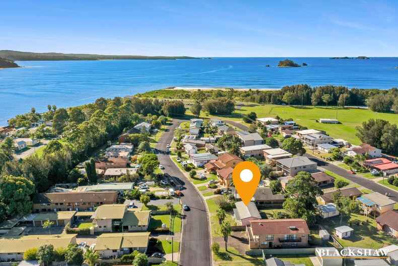 8 Avalon Street Batemans Bay 8 Avalon Street Batemans Bay