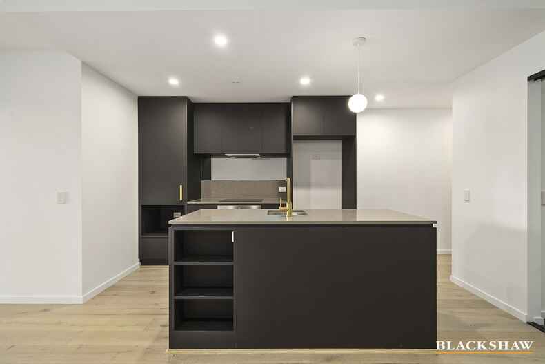 704/81 Cooyong Street Reid